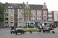 Cerdos de bronce en la plaza Otto-Wels-Platz
