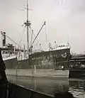 SS 'Margarethe Cords' descargando madera importada en el muelle de P&K, 1929