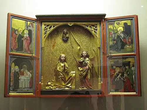 Retablo devocional doméstico de Alemania meridional (ca. 1500). Lo tardío de la fecha muestra la pervivencia de un gusto conservador en una época en la que las formas renacentistas se terminarían imponiendo.