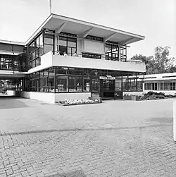 Sanatorio Zonnestraal, Hilversum (1926-1928), con Johannes Duiker
