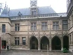 Patio interior del museo.