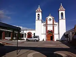 link=//commons.wikimedia.org/w/index.php?title=Special:UploadWizard&campaign=wlm-mx&id=02436 (M-13-040-02-00)&descriptionlang=es&description=Iglesia+de+San+Bartolo&lat=20.129412&lon=-98.7578692