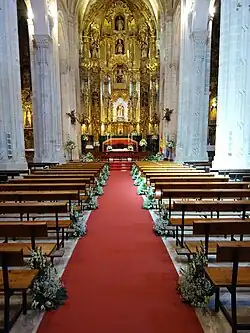 Interior Nave Central