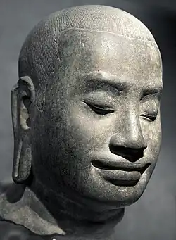 Busto de Jayavarman VII (c. 1181-1218, en el Museo Guimet)