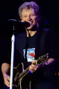 Jon Bon Jovi Líder, vocalista, guitarrista Desde 1983