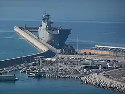 El L-61 atracado en Málaga en 2021.