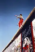 Malabarismo en el Muro el 16 de noviembre de 1989