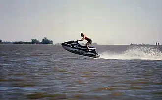 Moto de agua o JetSki.