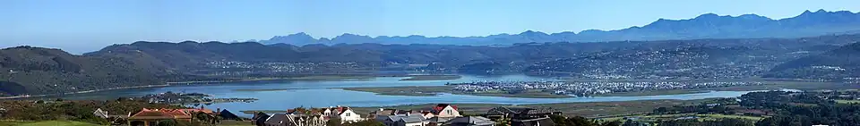 Panorama de Knysna tomada desde Pezula Estate