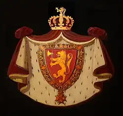 Armas reales Reproducción con motivo de la coronación celebrada en 1906.