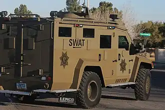 Vehículo blindado Bearcat de un equipo SWAT del Departamento de Policía Metropolitana de Las Vegas.