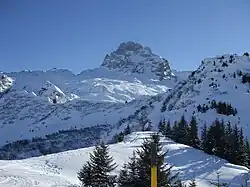 La punta Percée visto desde el Le Grand-Bornand