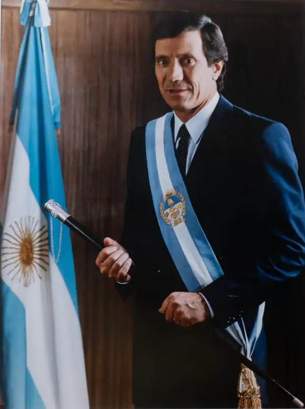 El gobernador de Mendoza Arturo Lafalla en 1995.