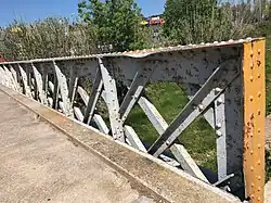 Lateral metálico de la estructura