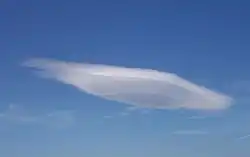 Nube lenticular.