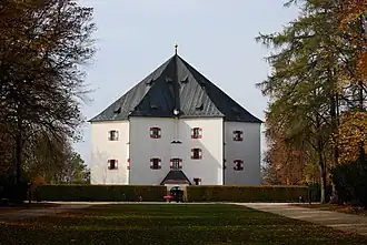 Hvězda, casa de verano de la familia real construida en forma de estrella (1555-1558)