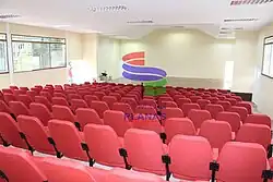 Auditorio Maestra Aída Peralta- auditorio con capacidad de 300 butacas.