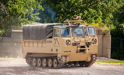 M548-A1 modificado por FAMAE como vehículo de transporte y combustible