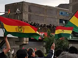 Bloqueo humano en Calacoto.