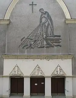 Portal de la iglesia de San pedro en el distrito Schwetzinger de Mannheim