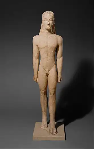 Estatua de mármol de kouros (hacia 590-580&nbsp;a.&nbsp;C.), Metropolitan Museum of Art, Nueva York.