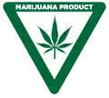 Símbolo verde del contorno de un triángulo invertido con una hoja de cannabis en su interior, las palabras "Marijuana Product" están escritas en blanco dentro del contorno superior del triángulo