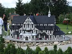 Miniatura de la Iglesia de la Paz de Świdnica en el parque de miniaturas de Kowary