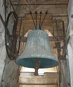 Campana de voltear n.°4 Simone (Re#3, de 940&nbsp;kg y 115&nbsp;cm)