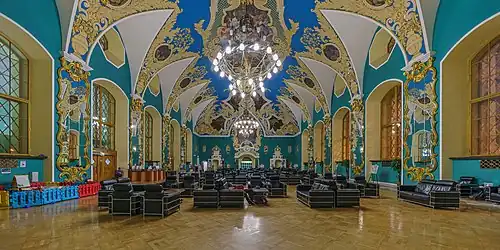 Estación Kazanski de Moscú (arq. Alekséi Shchúsev, 1864).