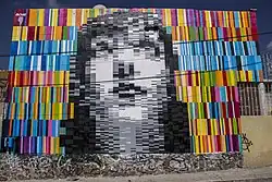 Grafiti en una casa del Eje Central Lázaro Cárdenas, Ciudad de México.