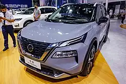 Nissan X-Trail.