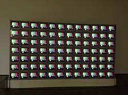 Videoinstalación de Nam June Paik