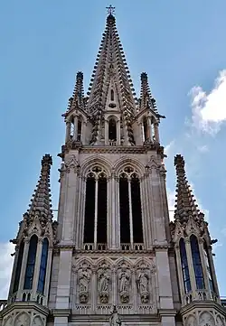 Parte alta de la torre