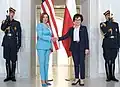 Mariscal del Sejm Elżbieta Witek y Presidente de la Cámara de Representantes Nancy Pelosi, junio de 2022.