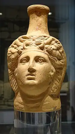 Lécito con cabeza de Dioniso (siglo&nbsp;I&nbsp;a.&nbsp;C.)