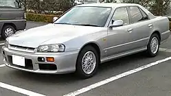 Nissan Skyline sedán (1998 a 2000)