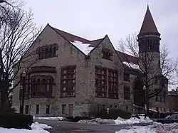Orton Hall, Universidad Estatal de Ohio, finalizado en 1893.