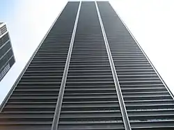 One Liberty Plaza, uno de los muchos rascacielos modernos de la zona.