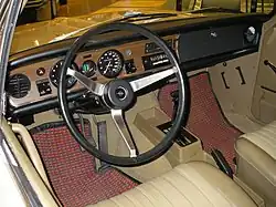 Interior del modelo automático.