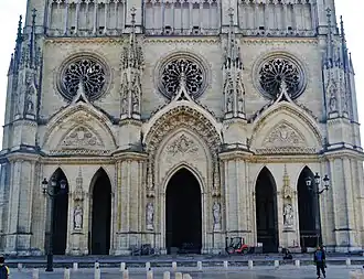 Portales de inspiración medieval (siglos XVIII-XIX)