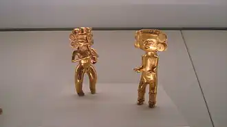 Objetos precolombinos de oro en el Museo del Oro Precolombino.