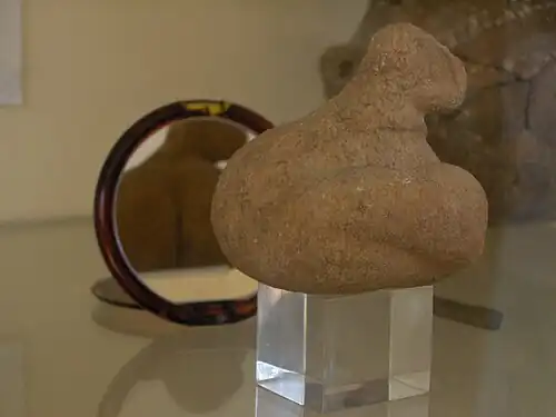 La llamada «dama de Sáliagos», una estatuilla neolítica fechada en torno al año 5000&nbsp;a.&nbsp;C.