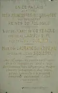 Placa conmemorativa en el palacio ducal de Nevers.