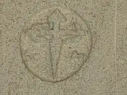 Cruz de Santiago en la iglesia