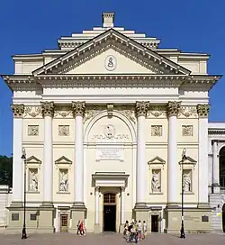 Iglesia de Santa Ana en Varsovia