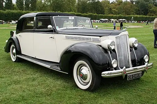 Packard Eight 1602 Cupé Chauffeur de 1938 por Franay
