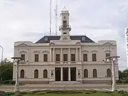 Palacio Municipal de Azul
