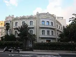 Antiguo palacete de la Marquesa de Oliva. Sede del Instituto Médico Láser.