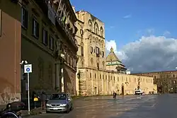 El palacio