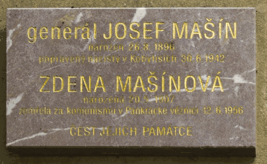 Placa conmemorativa en Poděbrady, Plaza Jiřího